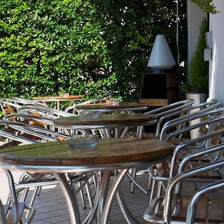 Hotel Annarita リミニ エクステリア 写真